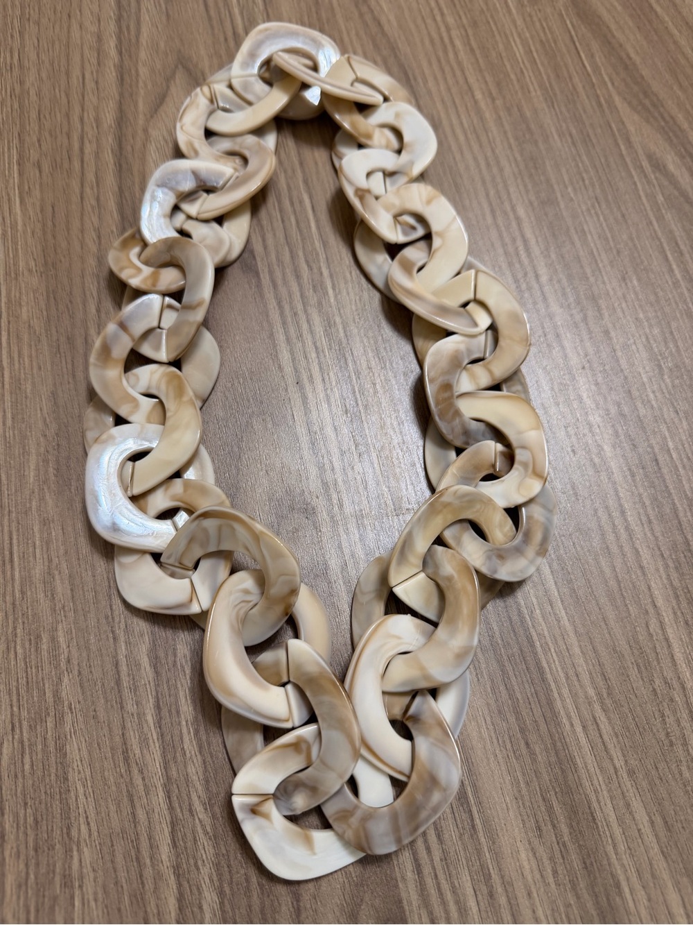Sassy Jones Neutral Marbled Link Necklace